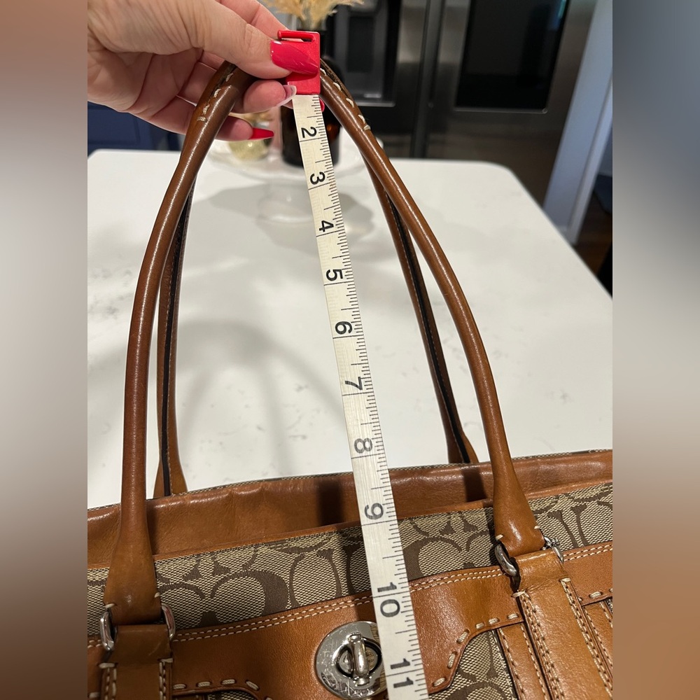 Coach Bag! - Picture 16 of 16